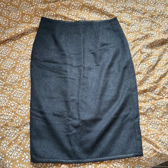 Danier Classic Office Wool Skirt - Picture 5 of 5